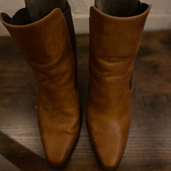 Qupid Brown booties - Picture 6 of 6